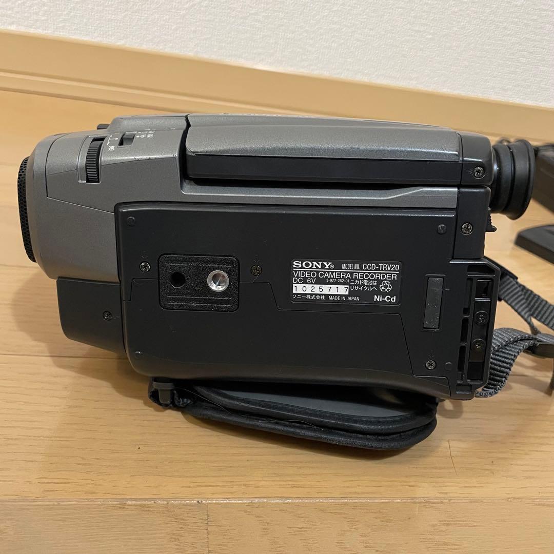 SONY CCD-TRV20 ハンディカム　Video8 8ミリビデオカメラ