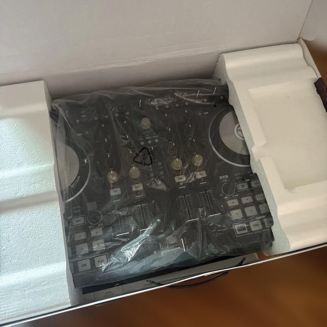 DJ機材 TRAKTOR KONTROL S4 mk2