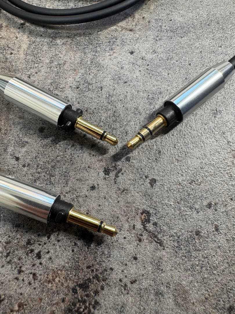 【使用少・美品】final SONOROUS III 有線ヘッドホン