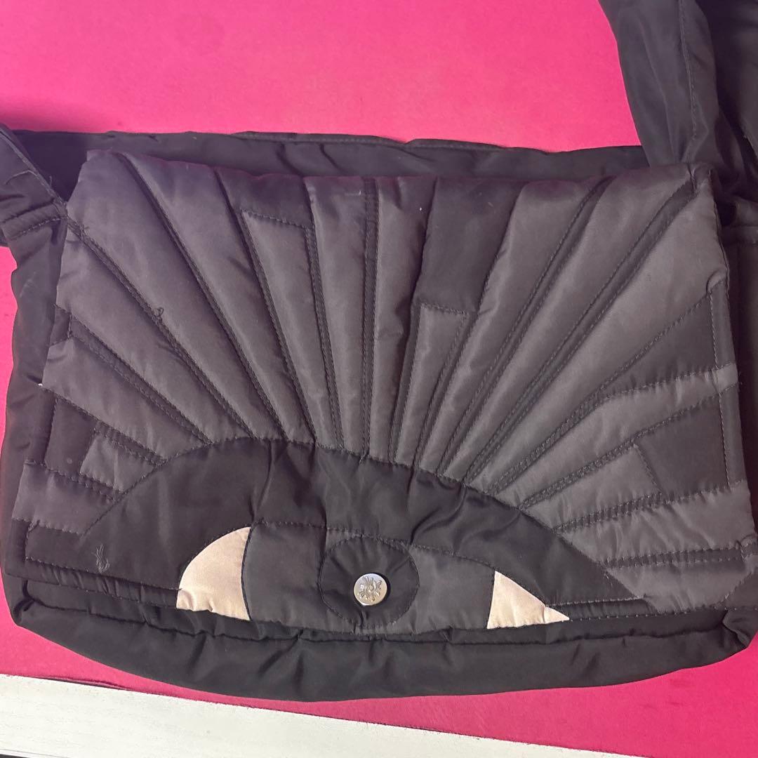 House of errors バック