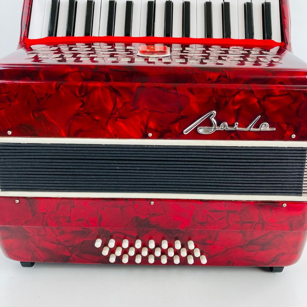 美品 BAILE アコーディオン M2019 30鍵 24ベース 赤 ケース付