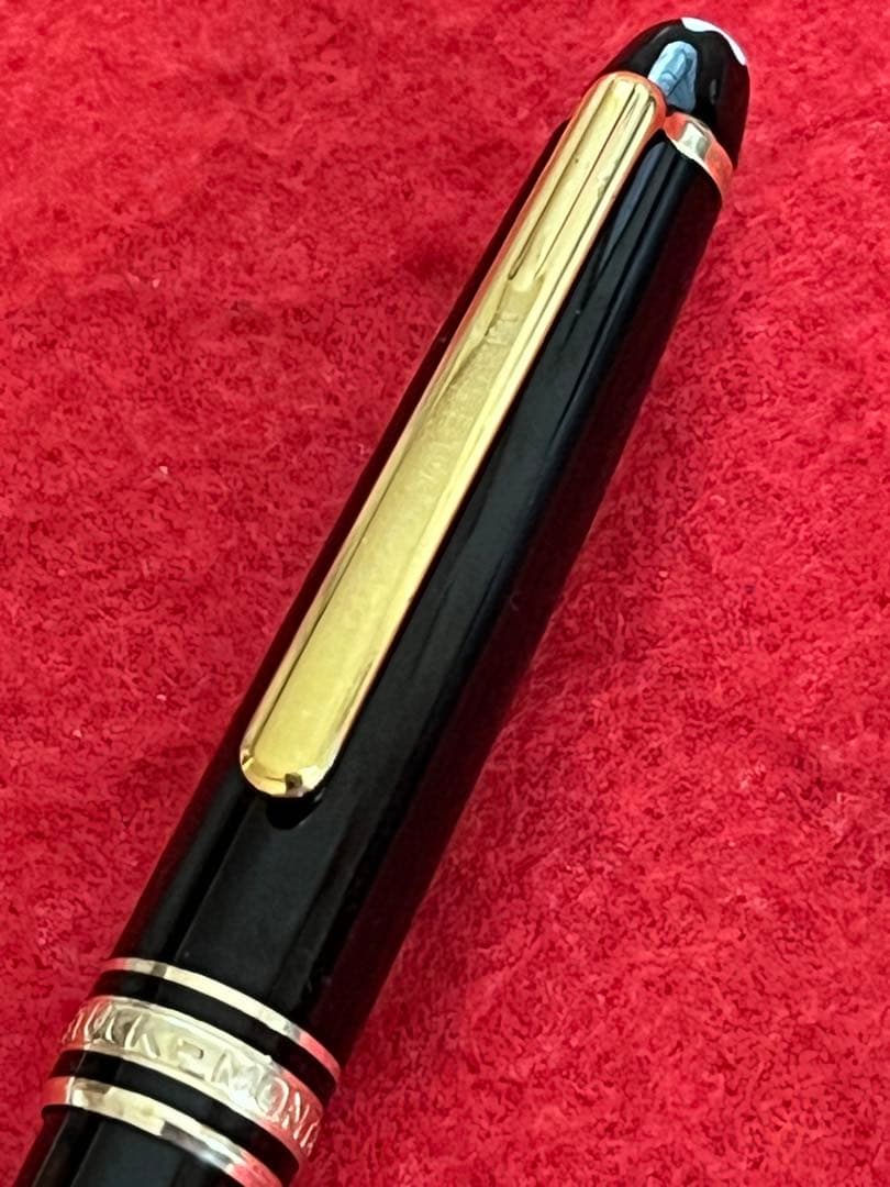 モンブランボールペン マイスターシュテュック 164ゴールド❗️艶やかです‼️