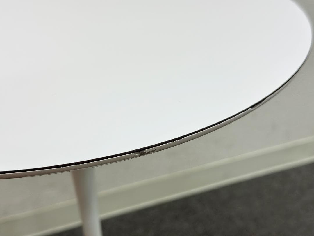 Knoll■オーバルサイドテーブル　チューリップテーブル　エーロ・サーリネン　白
