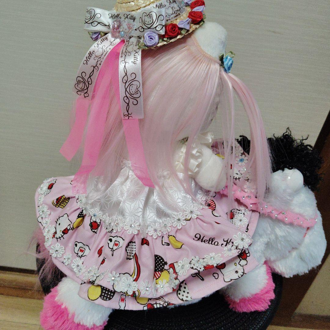 hello Kitty ハローキティ 馬のぬいぐるみ付き人形 sanrio