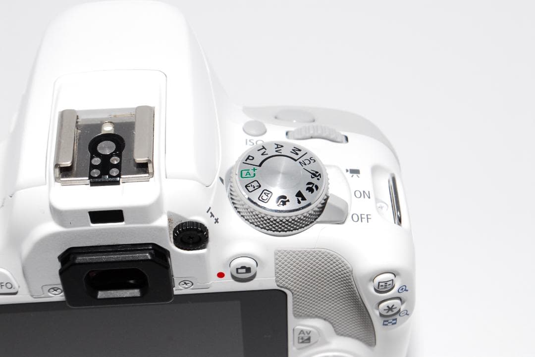 ✨美品 使用回数少 希少色✨Canon kiss X7ホワイト レンズセット