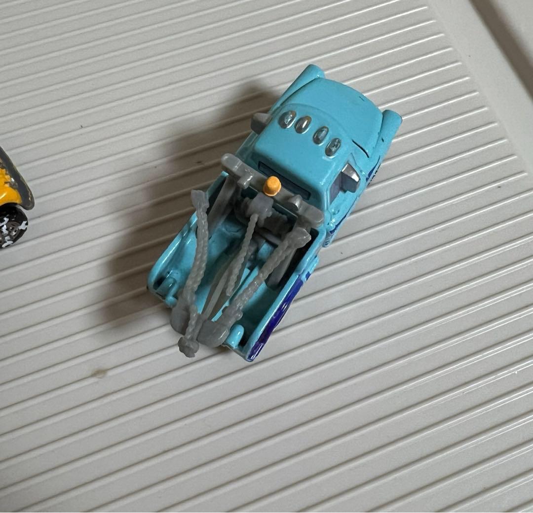 カーズ、トミカ、ミニカー、ルイーズ・ナッシュ、リバースコット