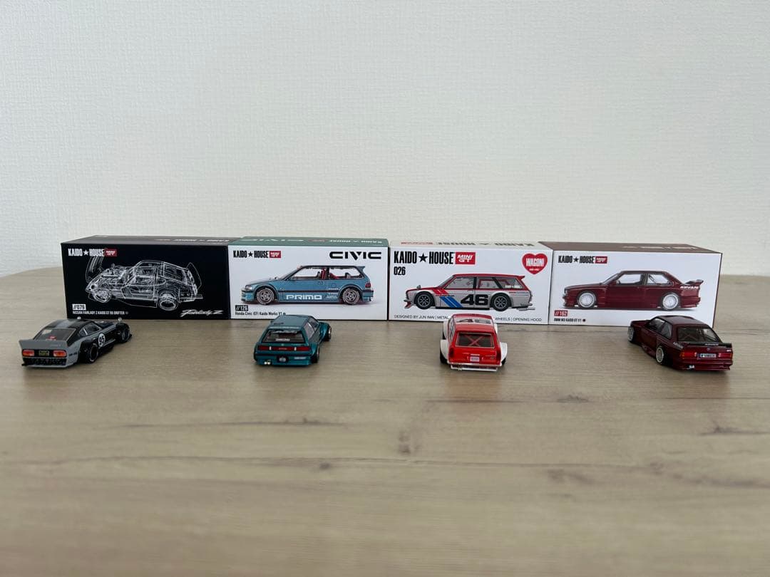 街道ハウス　1/64 4台セット