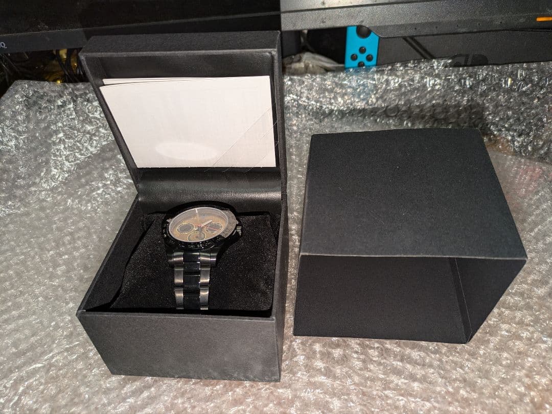 s*e様 ガールズ&パンツァー最終章 ティーガーⅠ モデル 腕時計/ガルパン 黒