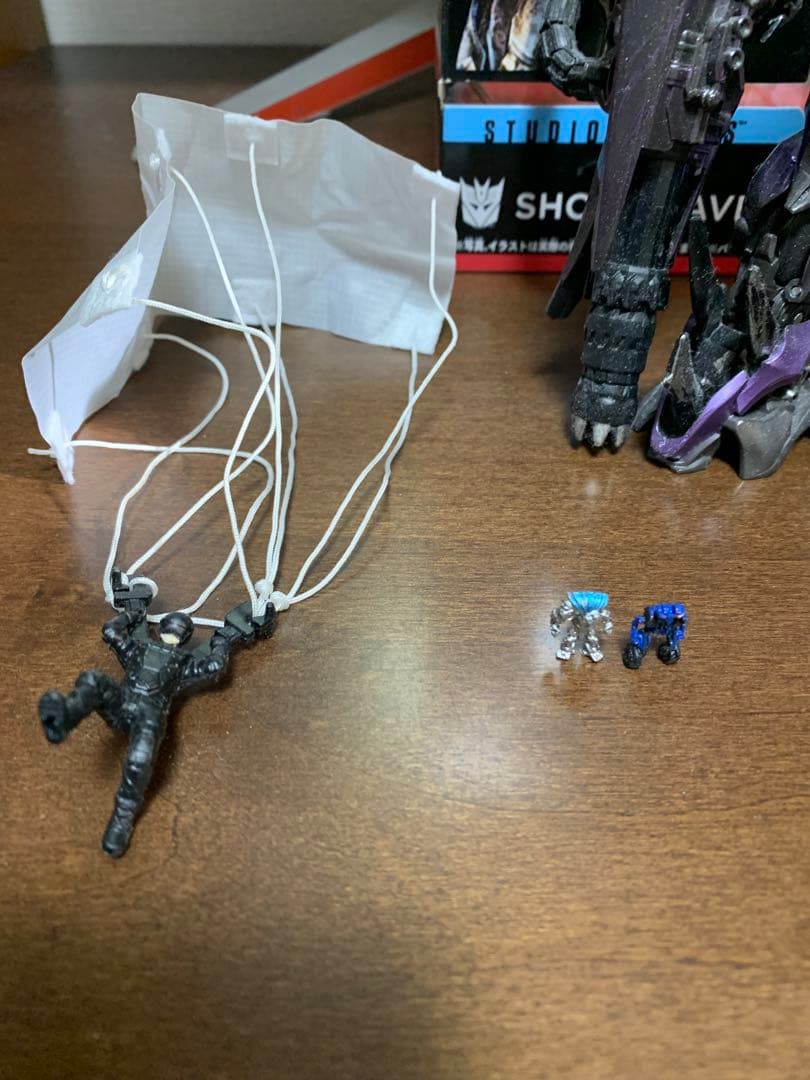 トランスフォーマー スタジオシリーズ SS-45 ショックウェーブ