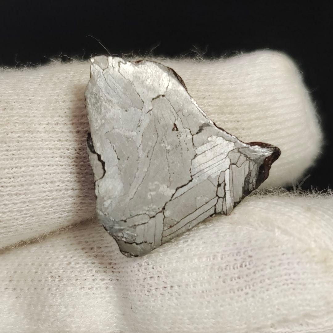 マンドラビラ隕石 鉄隕石 エッチング済 鑑賞ケース入り No.378