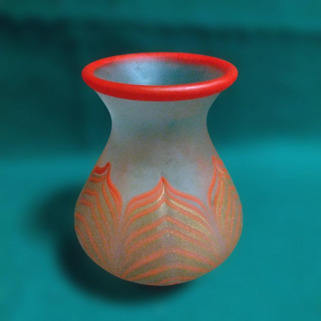 赤とオレンジの葉模様ガラス花瓶 岩田久利