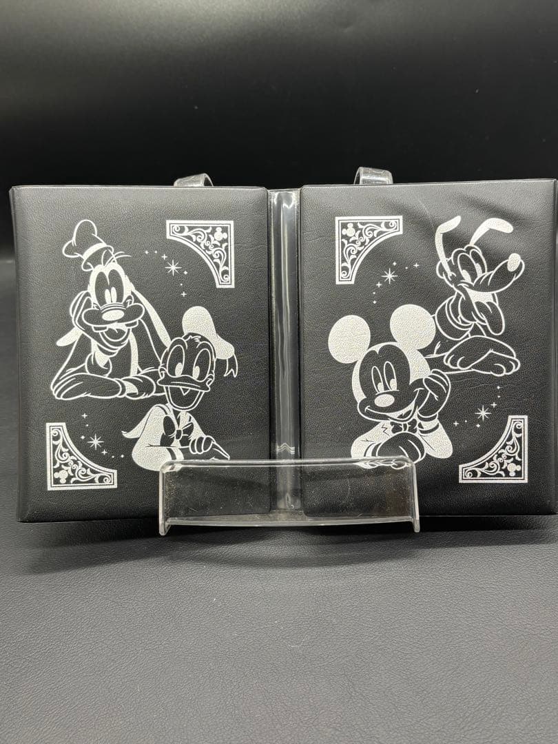 【2017東京ディズニー】ミッキーマウス メダリオン 収集コレクション ブック