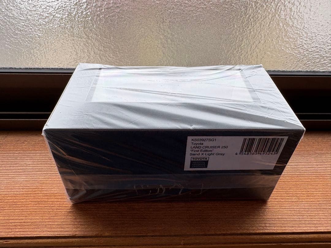 1/43 トヨタ LAND CRUISER 250 ミニカー　京商