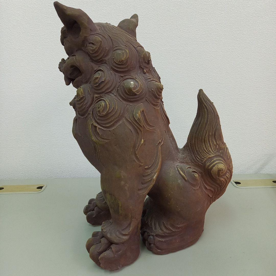 茶色の素焼きシーサー