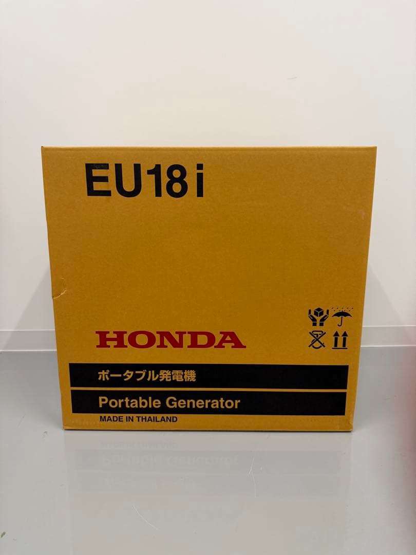 ②【新品未開封】Honda 正弦波インバーター 発電機 EU18i カバーセット