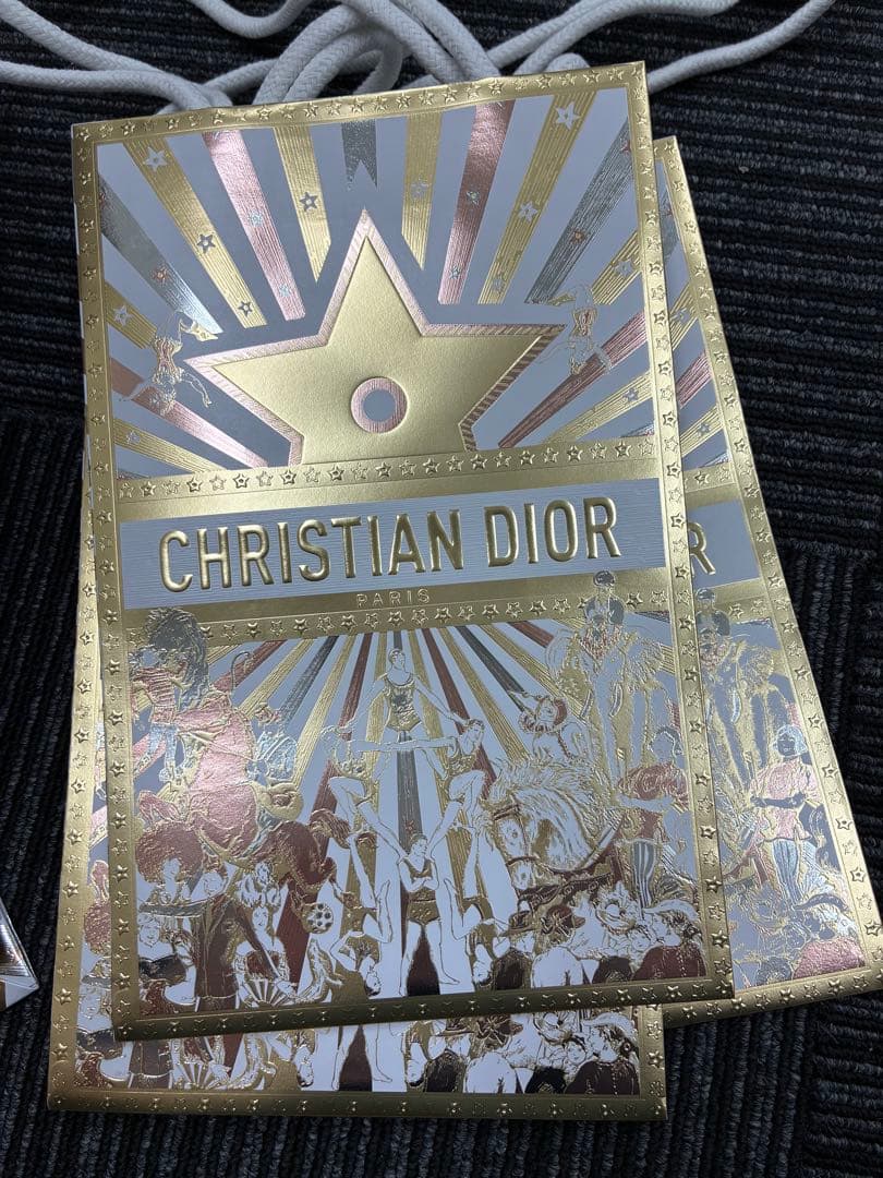 週末セール　ディオール　クリスマス限定ショッパー2025 ホリデー　100枚
