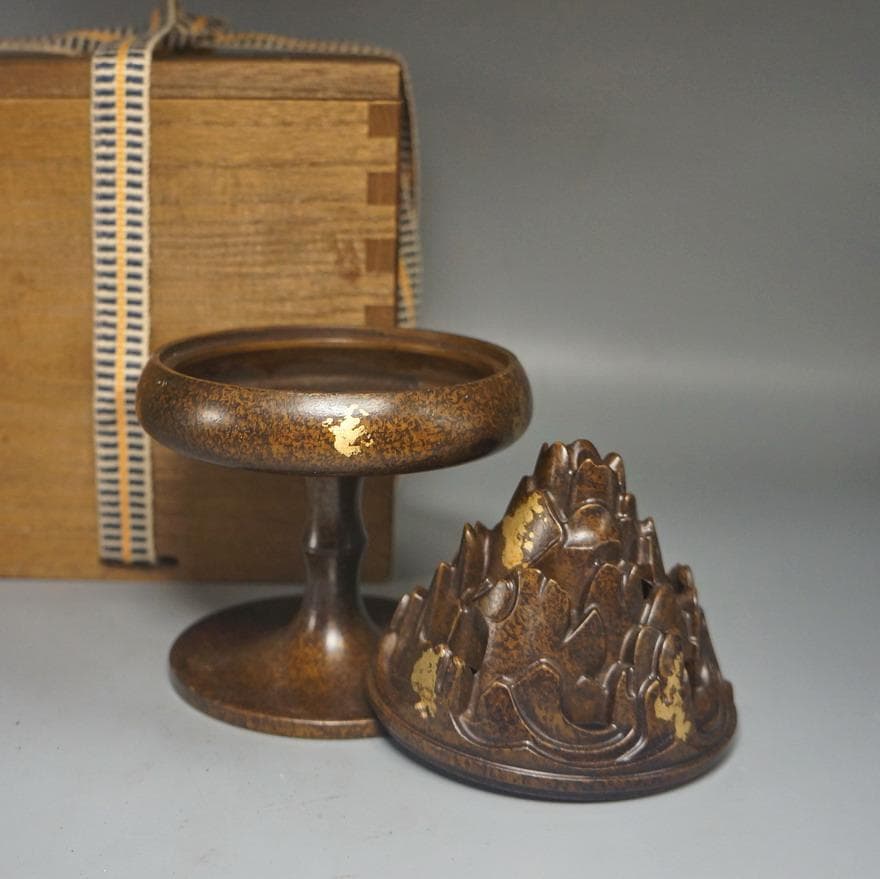 山形銅製品線香立て 木箱付き