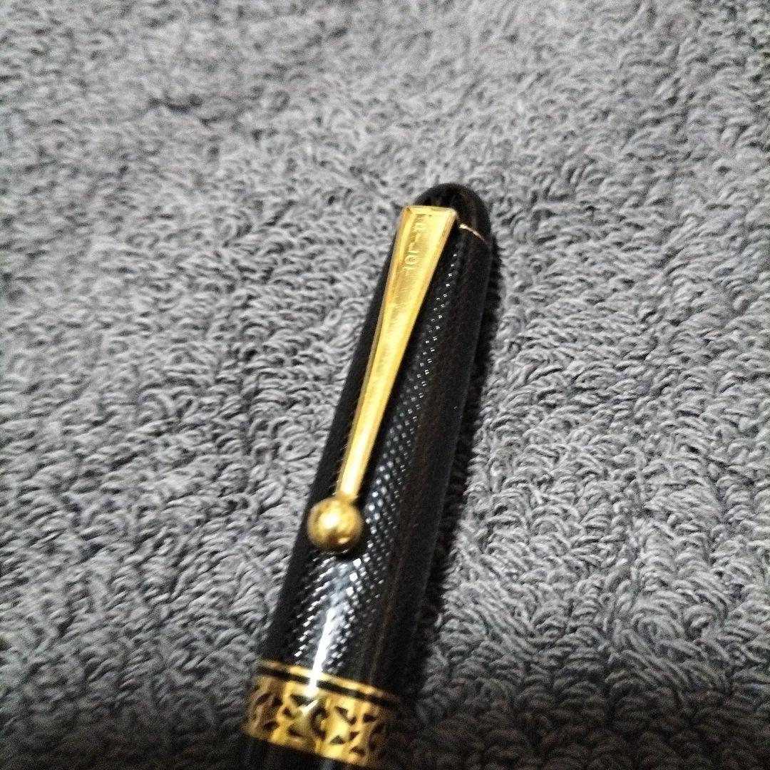14K PILOT 万年筆 金色クリップ付き　値段相談可