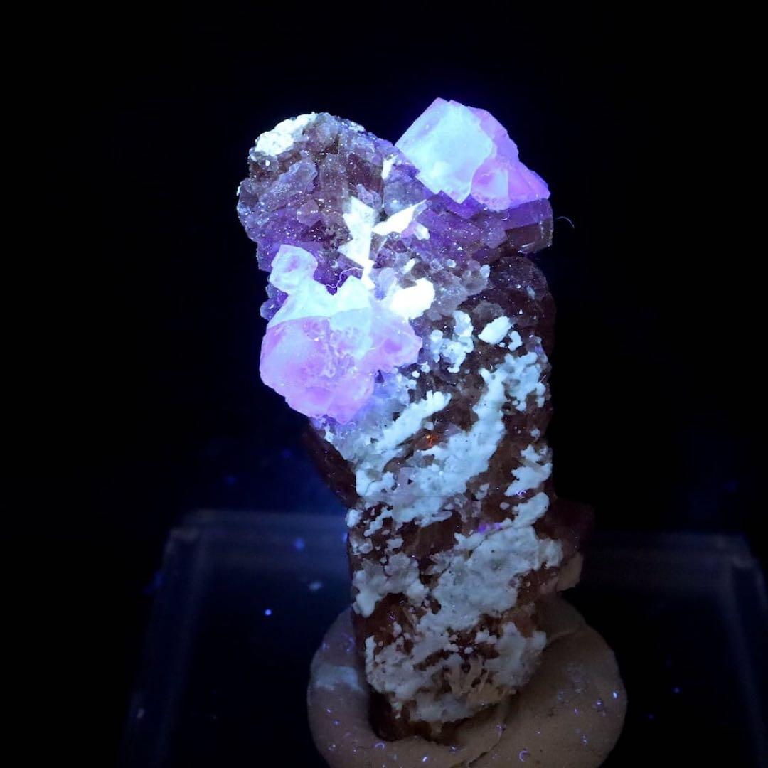 ロードクロサイト インカローズ 菱マンガン鉱 27.9g RDCT042鉱物原石