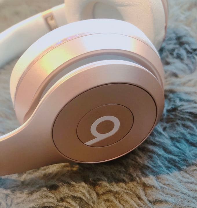 ヘッドホン Beats solo