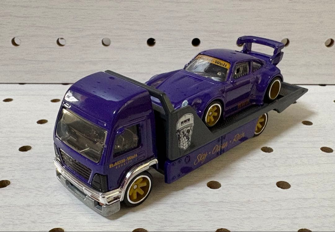 ホットウィール ポルシェ 930 RWB チームトランスポート