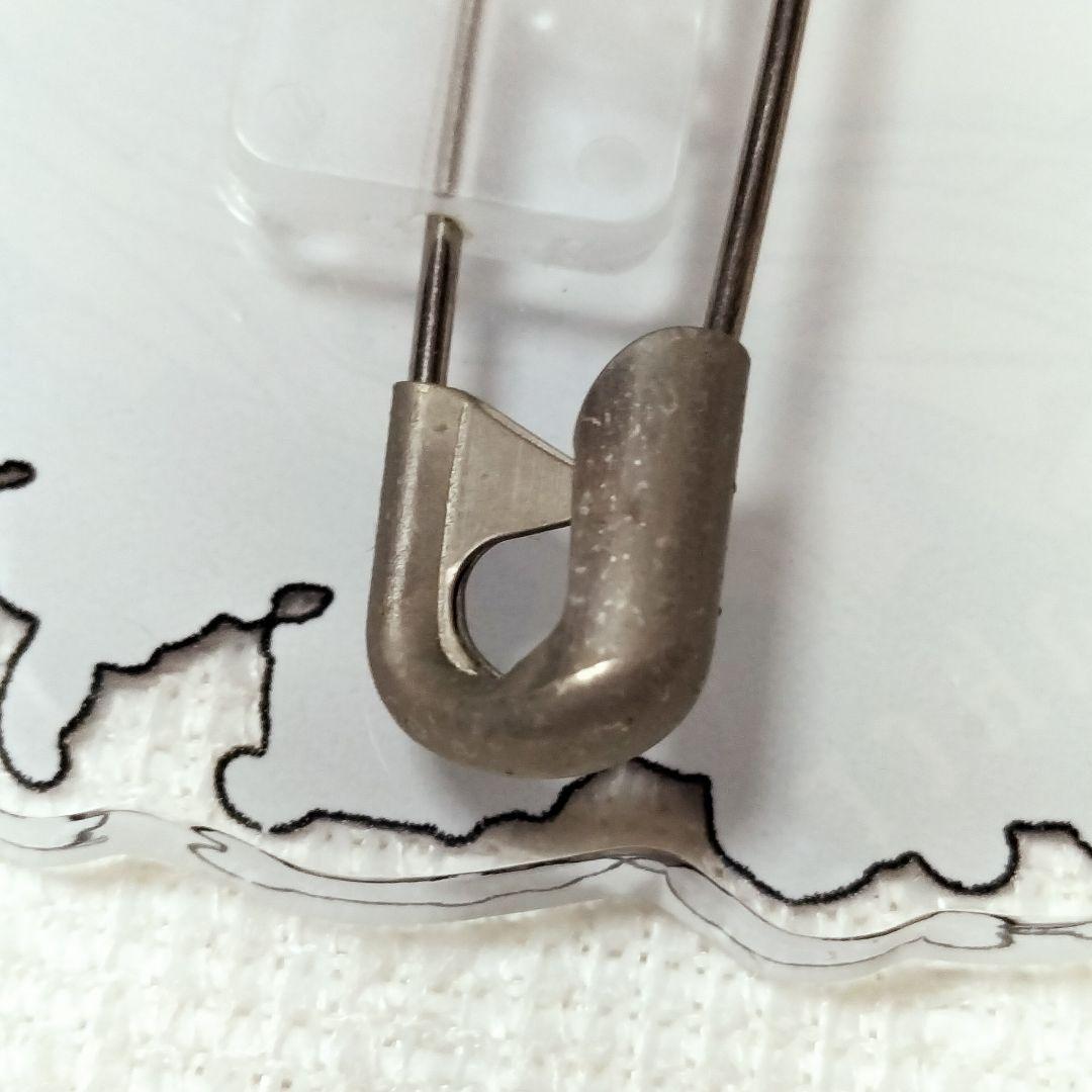 黒執事　アクリルバッジ　アンダーテイカー　葬儀屋