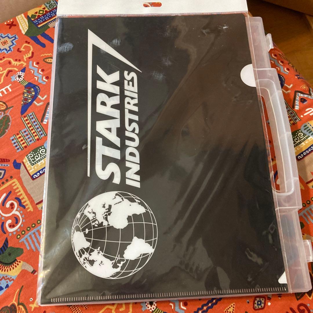 スタークインダストリー　アイアンマン　クリスマスファイル　新品未使用　トニー