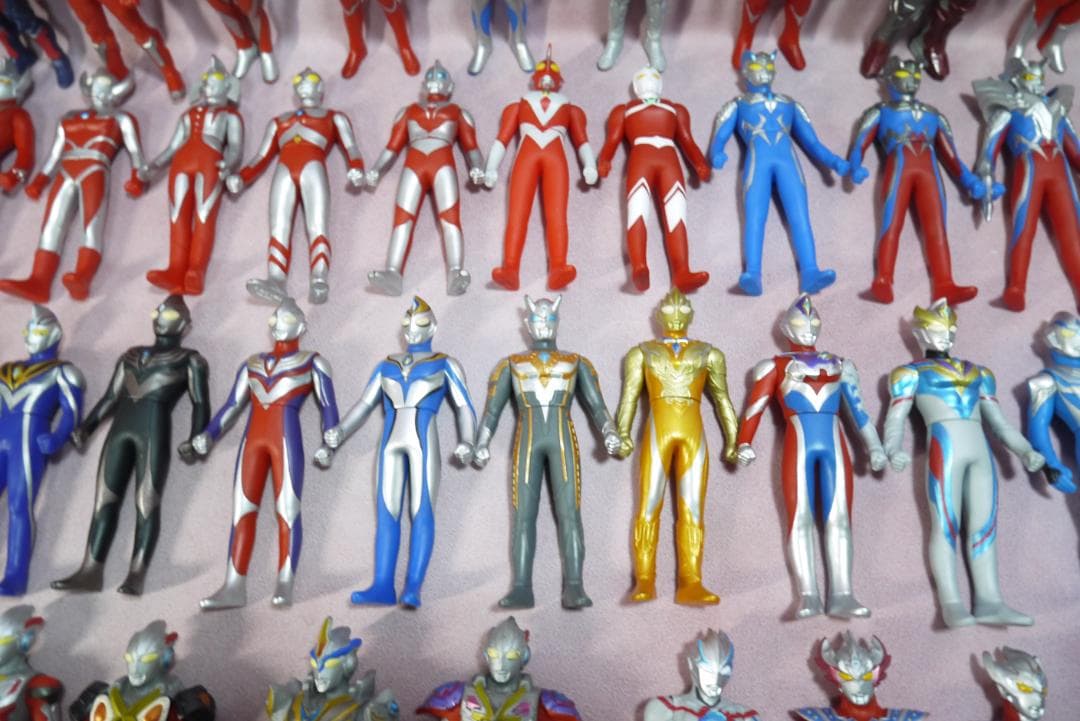 ウルトラヒーローシリーズ500　ウルトラマン　ソフビ　83体セット