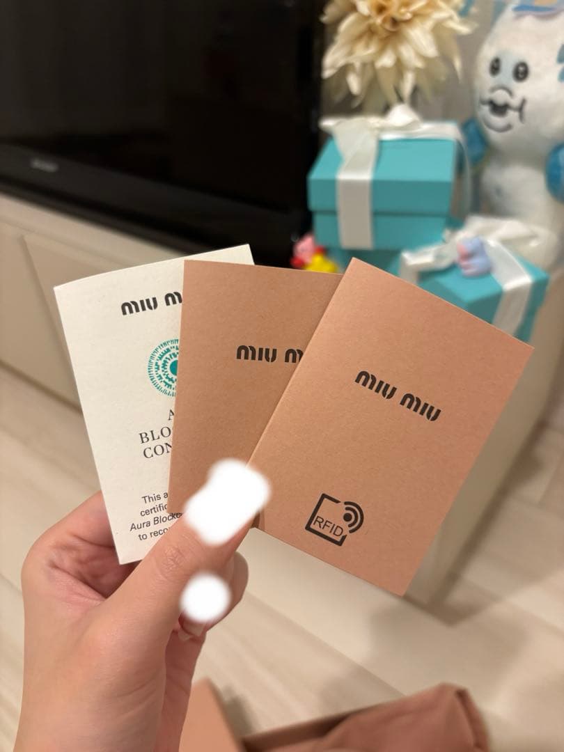 【最終値下げ】miumiu カチューシャ ピンク　ヘアバンド