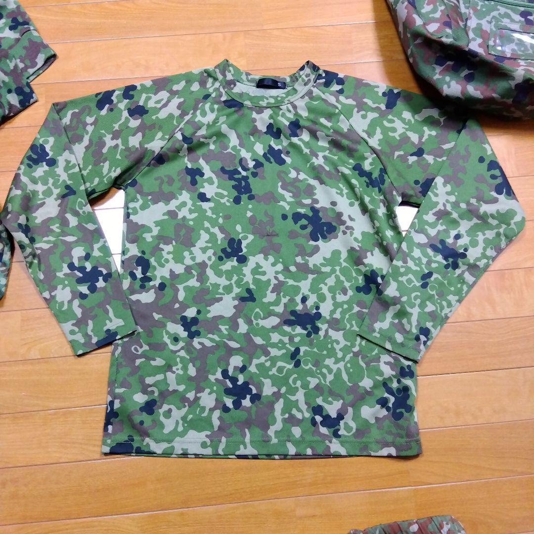 迷彩服6枚 バッグ5個 自衛隊 サバゲー まとめ売り