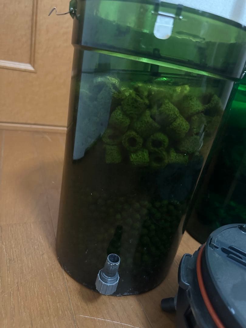 エーハイム外部フィルター2215 と　エーハイム2213 作動確認済み