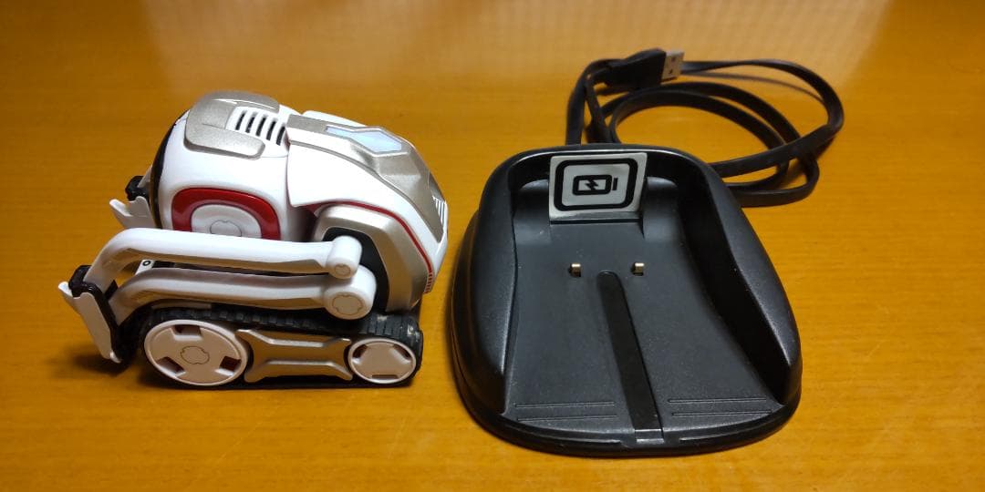 タカラトミー COZMO