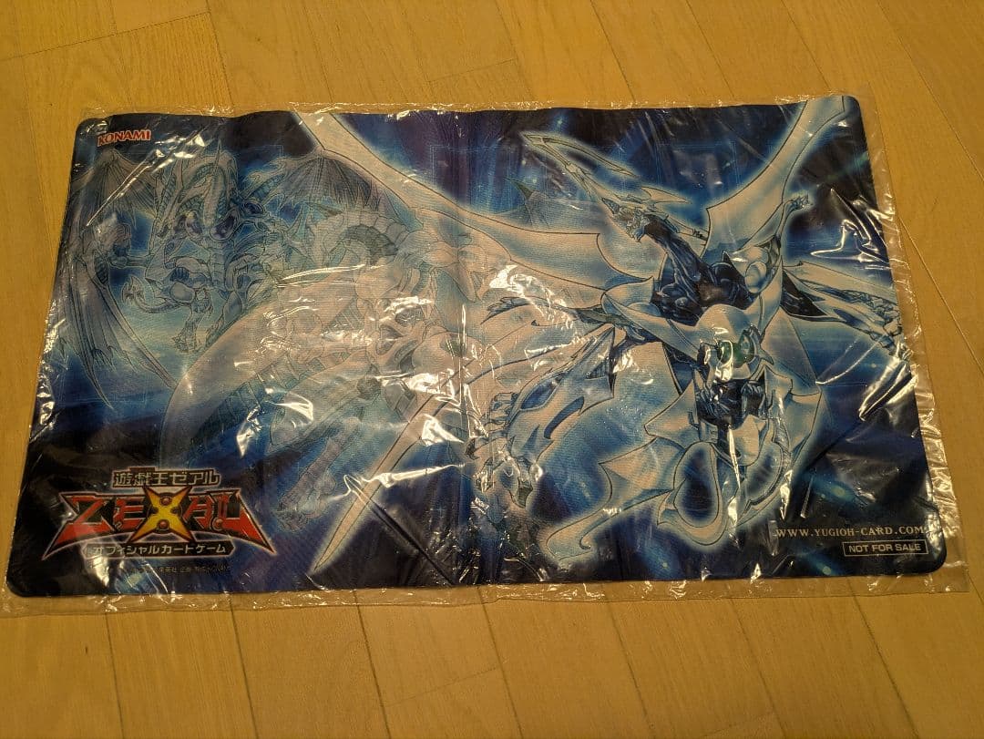 ※*読様 遊戯王 シューティングクェーサードラゴン プレイマット 未開封 1枚