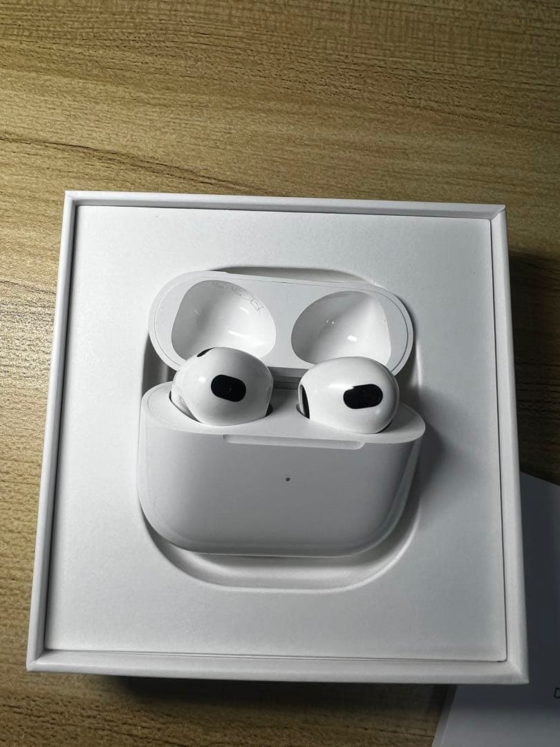 イヤホン Apple AirPods 3
