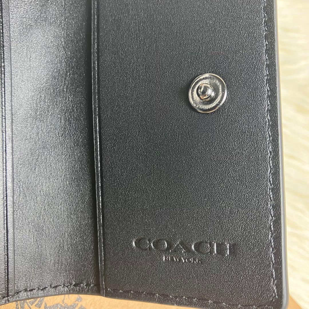未使用品 COACH エンボス シグネチャー キーケース レザーブラック