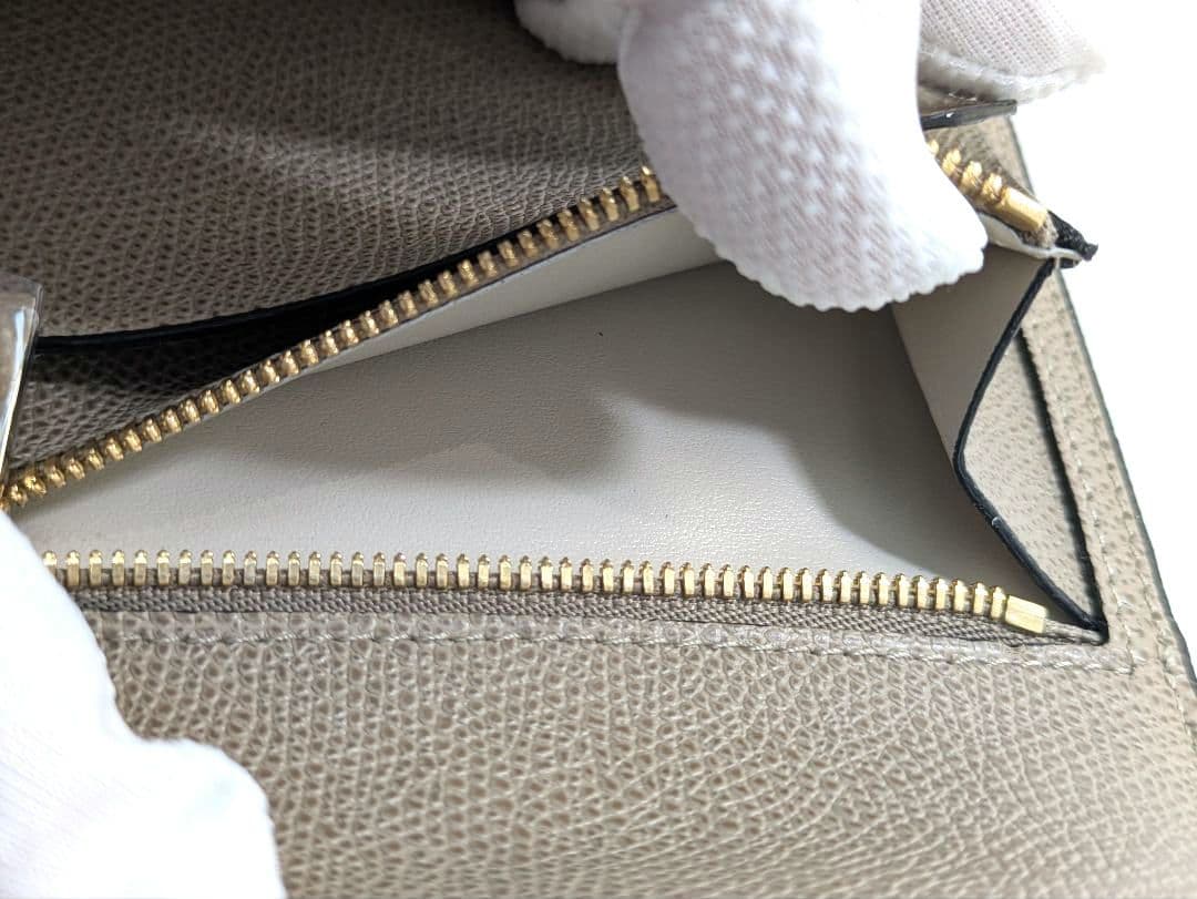 【新品未使用品】Valextra イジィデ ウォレット オイスターグレー