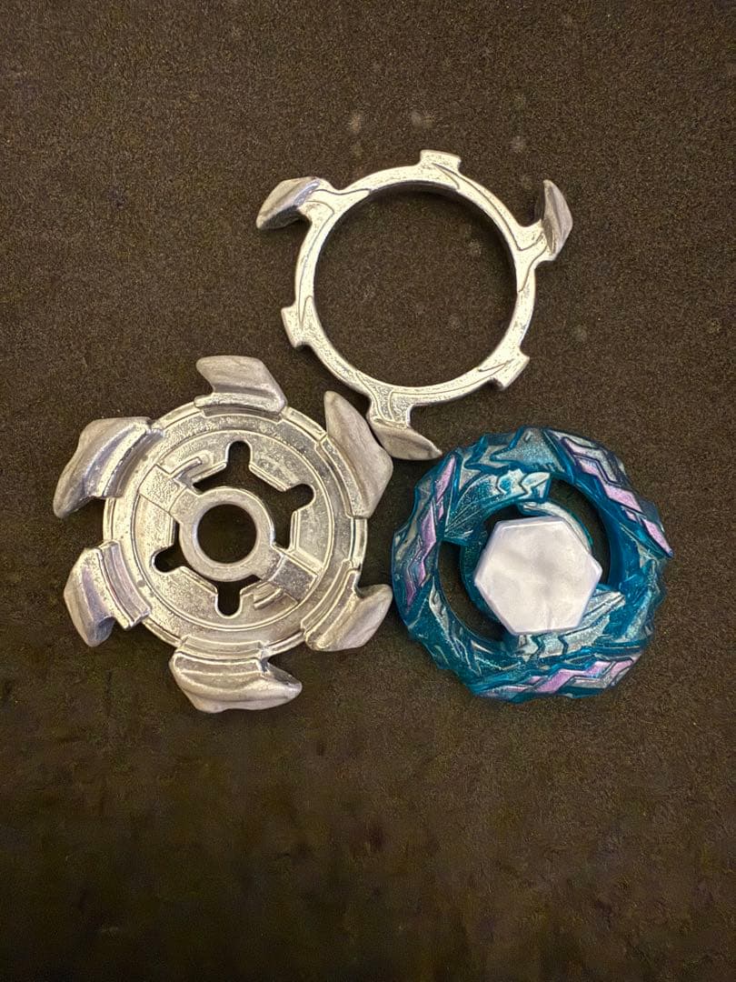 メタルファイトベイブレード　ブリッツユニコルノ