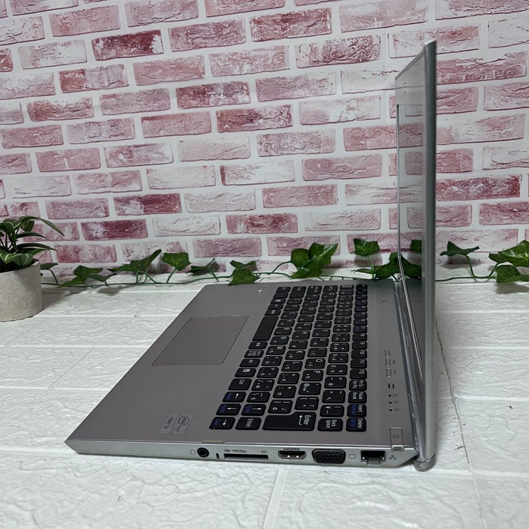 ★SONY中古SSD128GB メモリ8G★SVT1111AJ ノートPC440