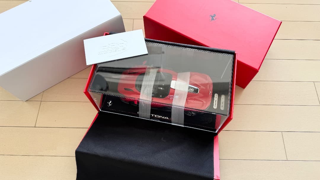 Ferrari Daytona SP3 BBR製 1/18 ロッソコルサ