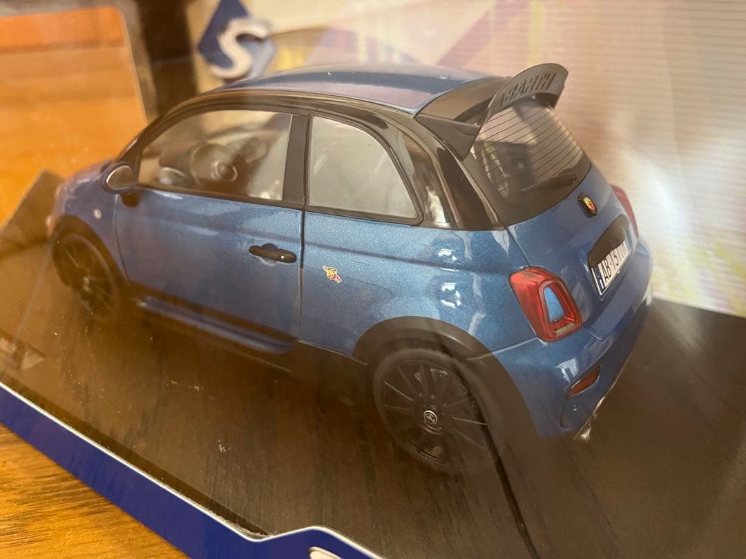 ソリド 1/18 アバルト 695 トリビュート 131ラリー 2022 ブルー