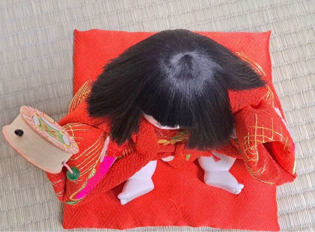 有識御人形司 十二世 伊東久重 作 木彫 御所人形「童子(でんでん太鼓)」共箱