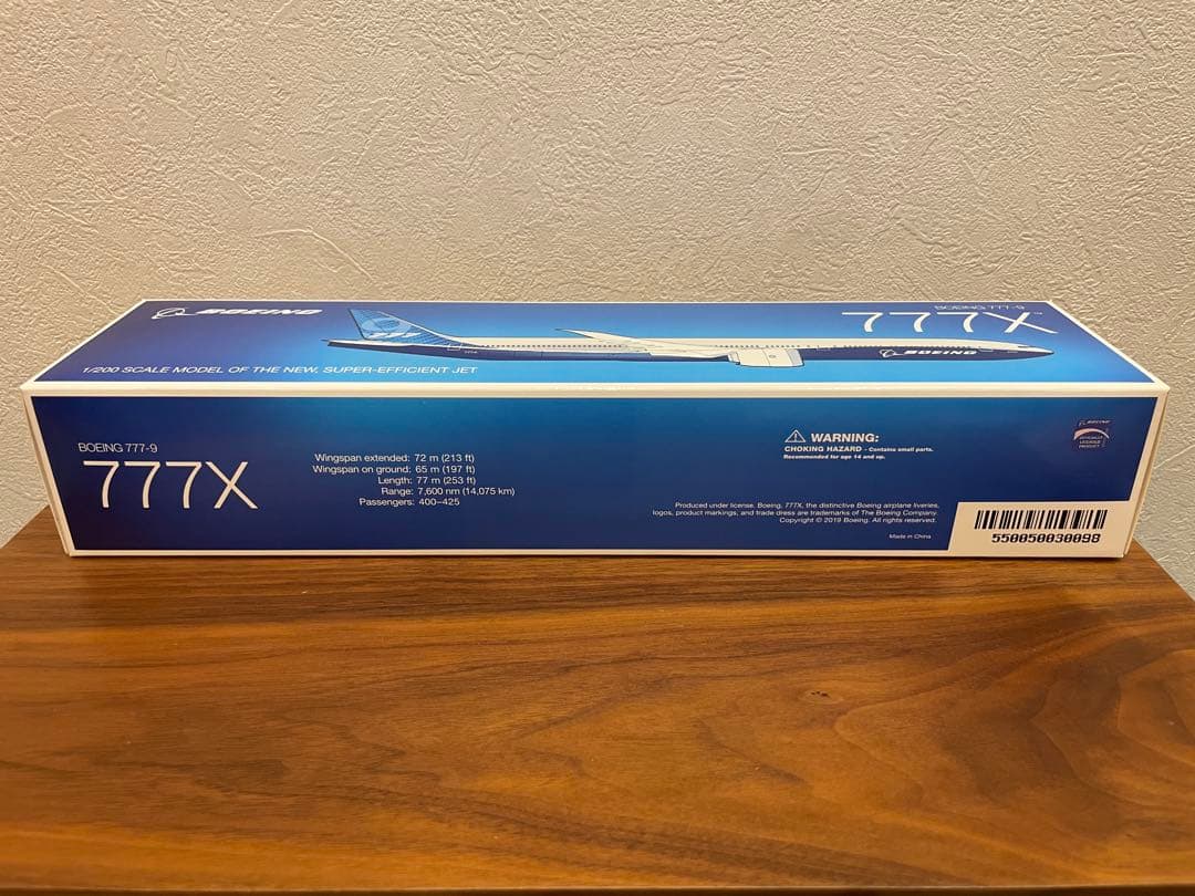 ボーイング公式 777X 777-9 1/200 新品未使用