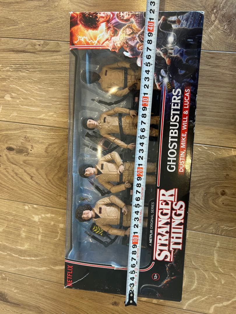 Stranger Things Ghostbusters 4体セットフィギュア