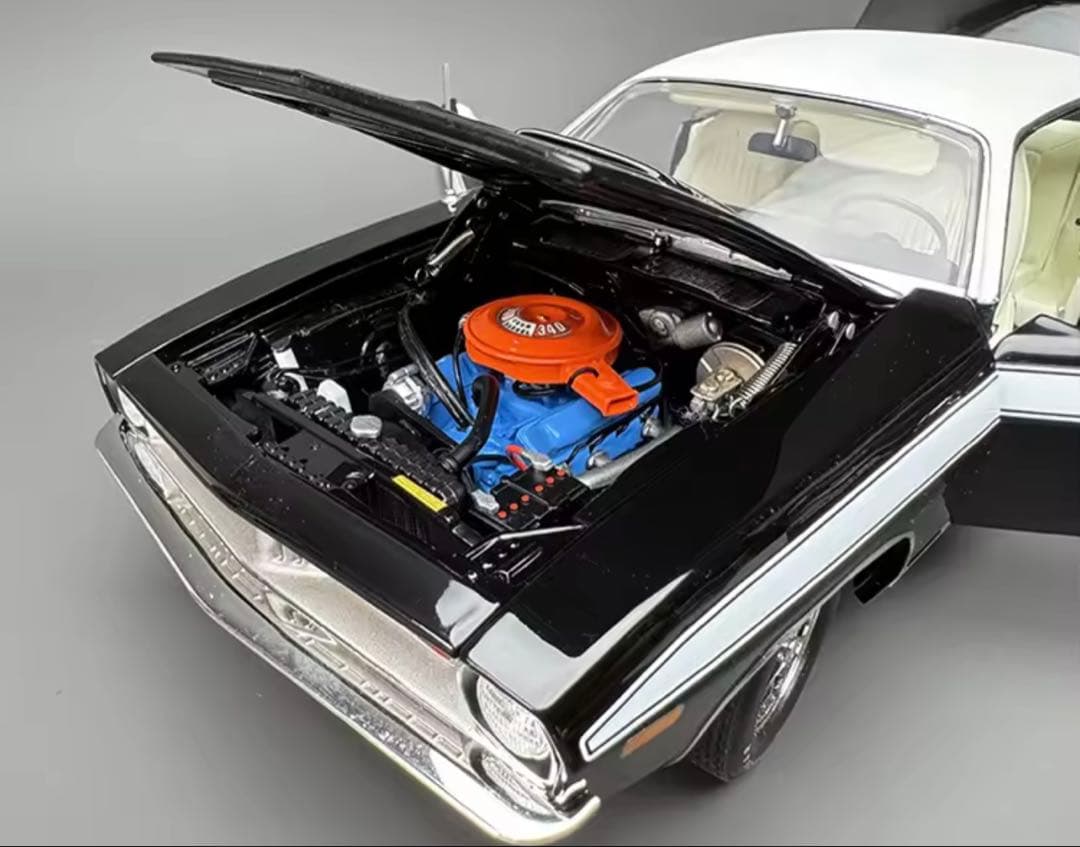 1972 Plymouth Cuda 340 1/18スケールモデル
