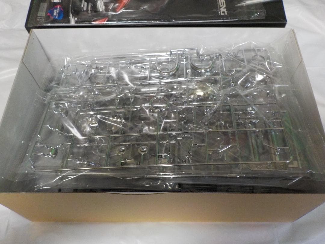 MENG 1/9 BMW R 18 CLASSIC MARS RED プレカラー