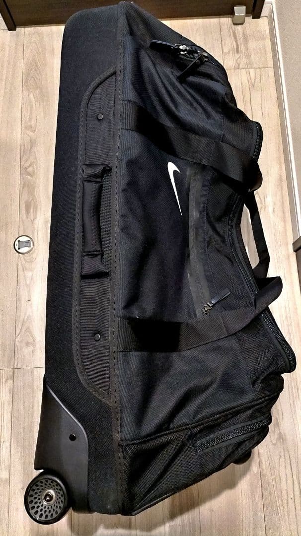 ナイキ　NIKE 大型　トラベルキャリー　150L キャリーケース　黒　2way