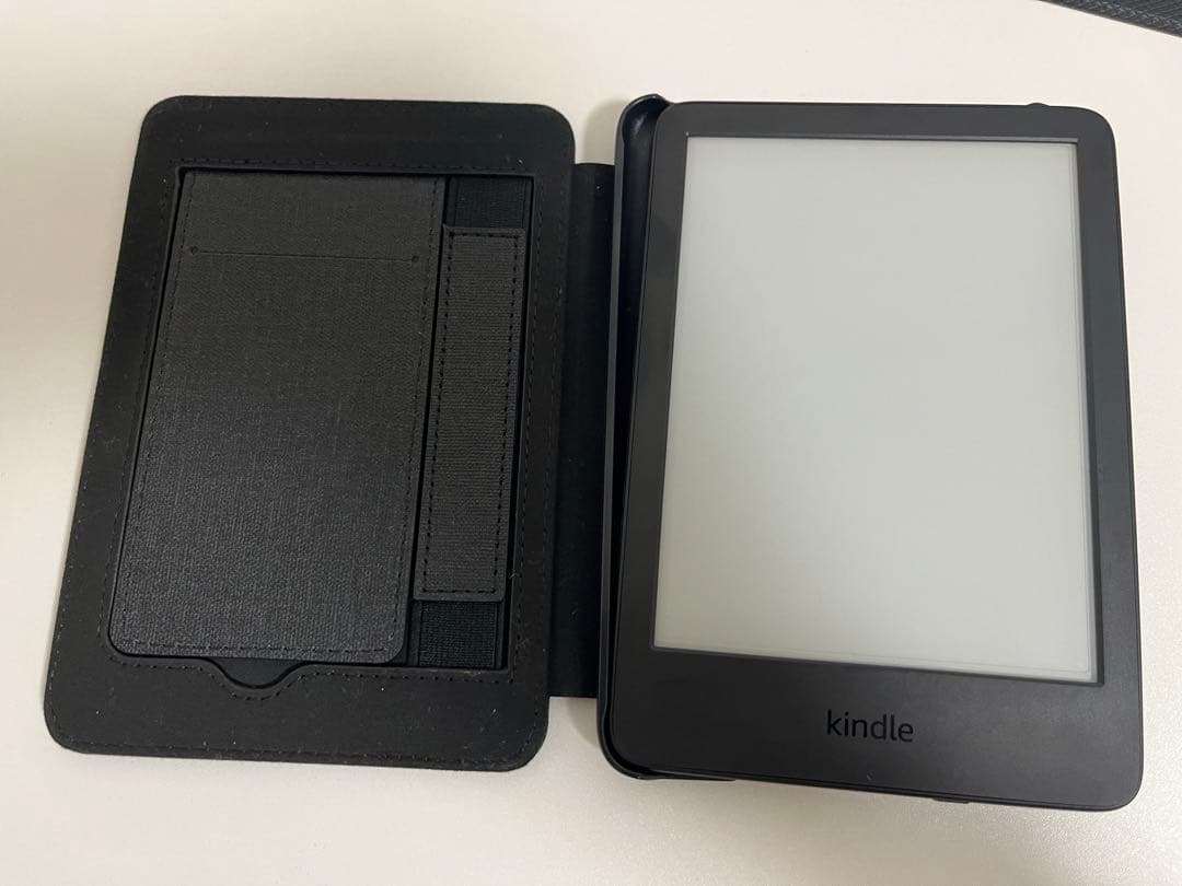 Kindle(16GB)6インチディスプレイ電子書籍リーダーブラック 広告あり