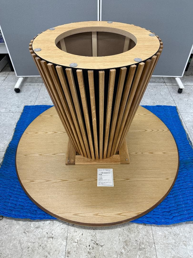 LOWYA　円形ダイニングテーブル　Sakunorb Table120　ブラウン