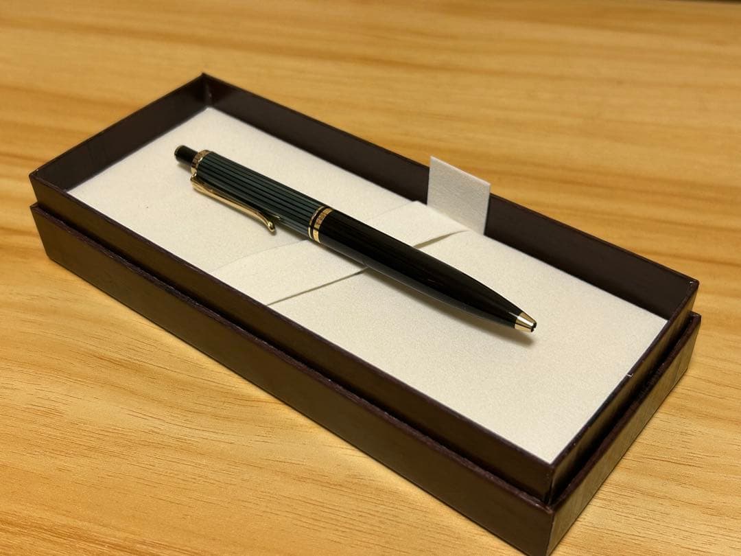 Pelikan ペリカン ボールペン 油性 緑縞 K400 正規輸入品