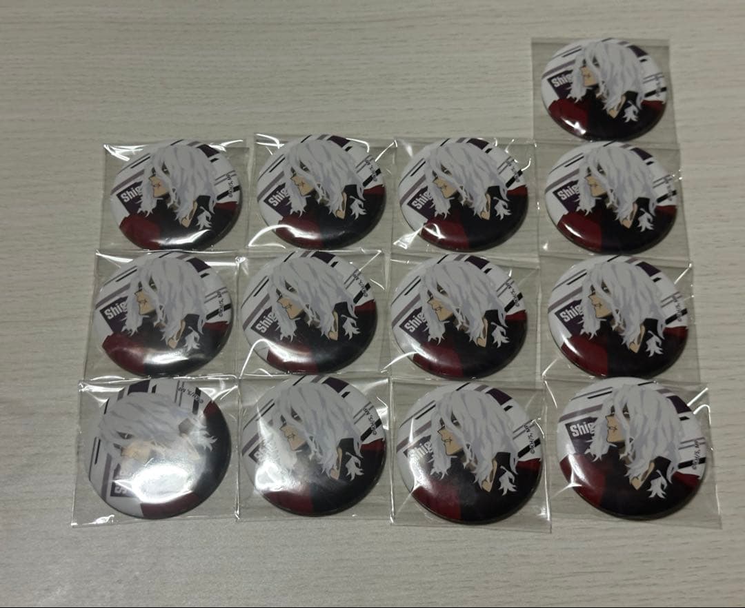 僕のヒーローアカデミア　ヒロアカ　CAMERA‼︎ ボンズストア　死柄木　缶バッチ